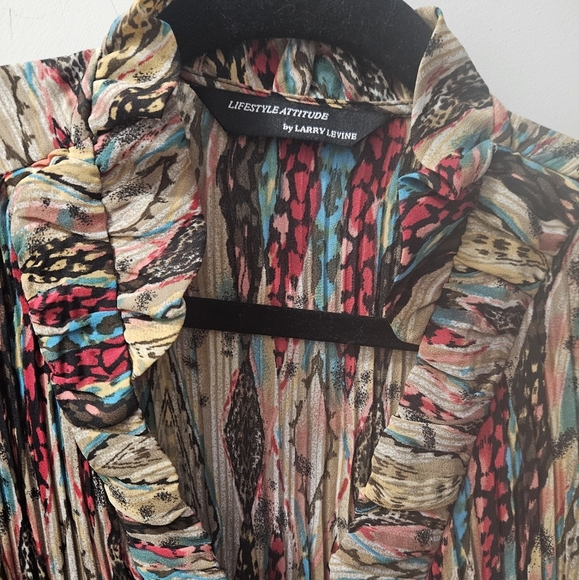 Lifestyle attitude by Larry Levine multicolored top sz. L - Picture 4 of 11